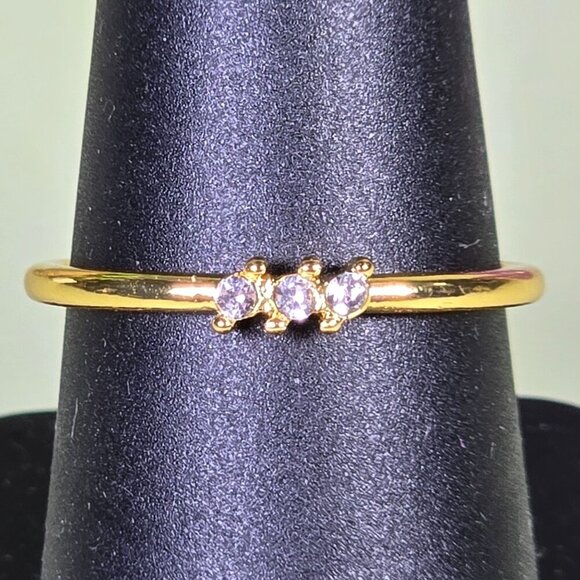 Golden Ring With Triple CZ Stones Size 8 (NWOT) - Picture 2 of 6